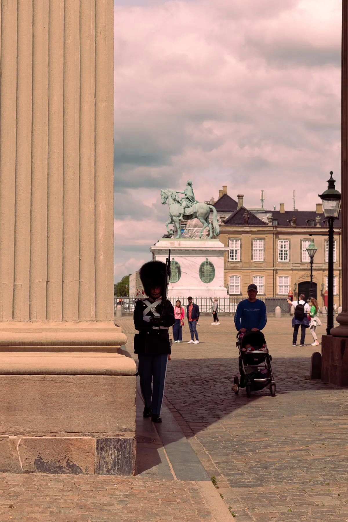 Palacio de Amalienborg y Cambio de Guardia