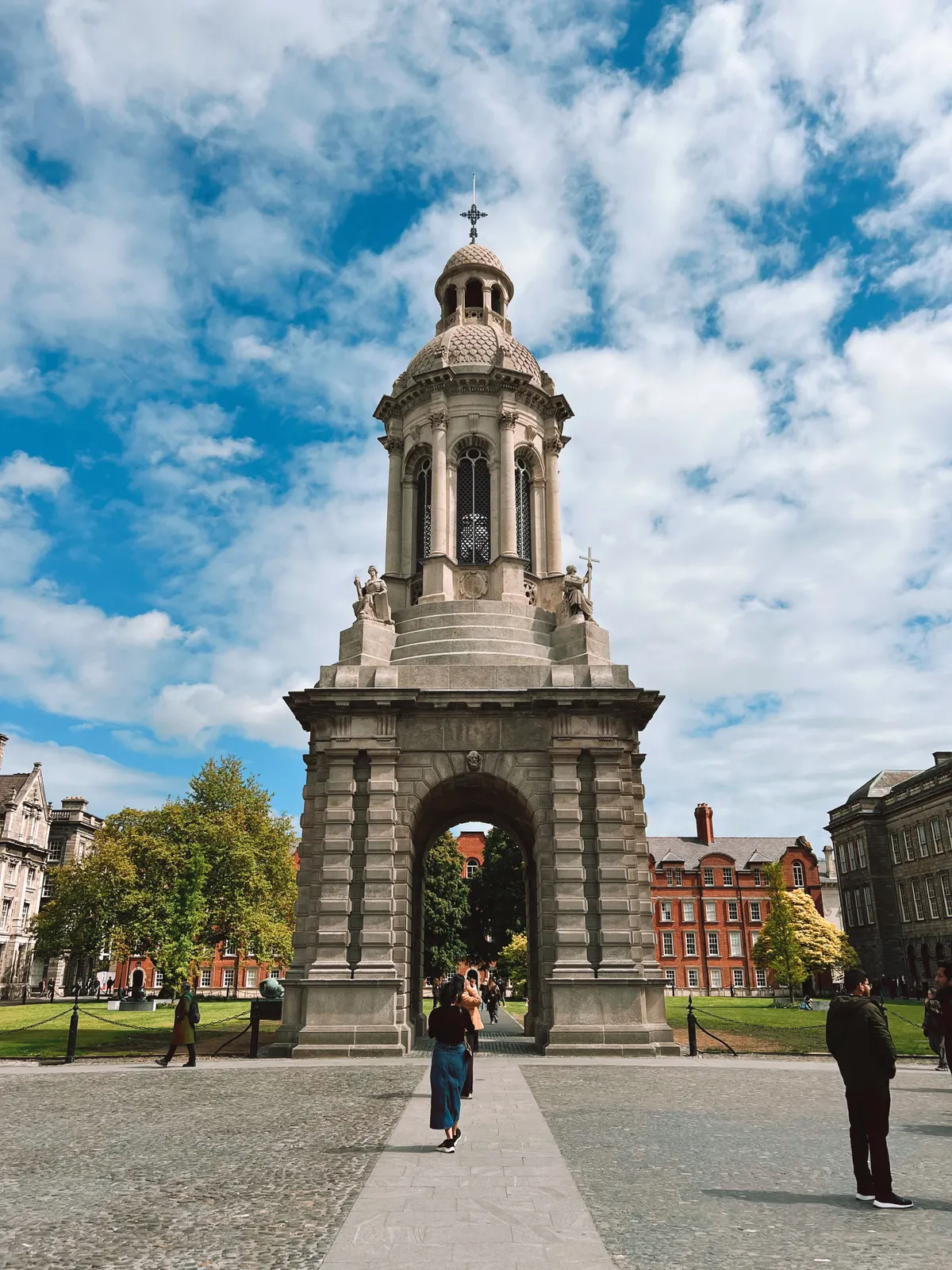 Trinity College y el Libro de Kells