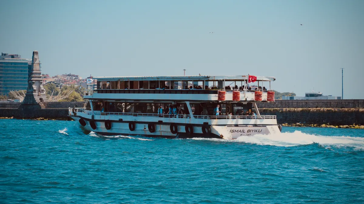 Paseo en barco por el Bósforo